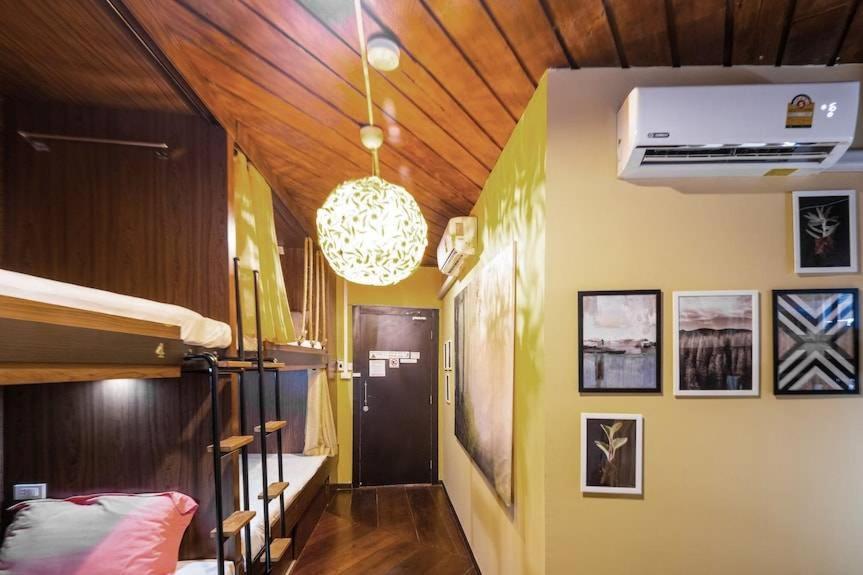 100 Years Building Bangkok Old Town By Seen Hostel Екстериор снимка