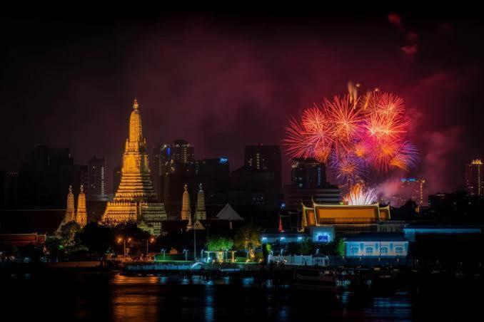 100 Years Building Bangkok Old Town By Seen Hostel Екстериор снимка