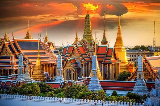 100 Years Building Bangkok Old Town By Seen Hostel Екстериор снимка